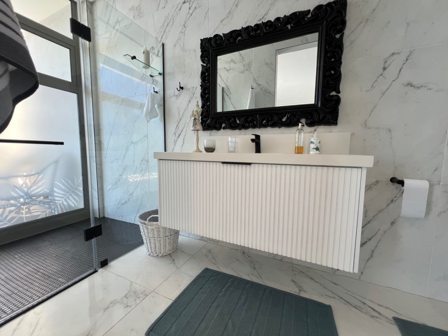 4 Bedroom Property for Sale in Pinnacle Point Golf Estate Western Cape